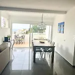 Beautiful Townhouse In * Carvoeiro (Lagoa)