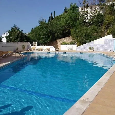 Beautiful Townhouse In * Καρβοέιρο