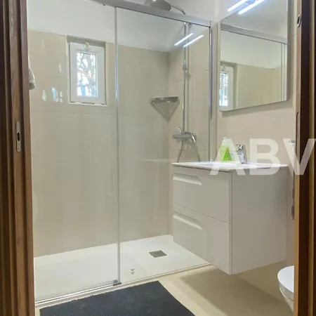 Διαμέρισμα Beautiful Townhouse In