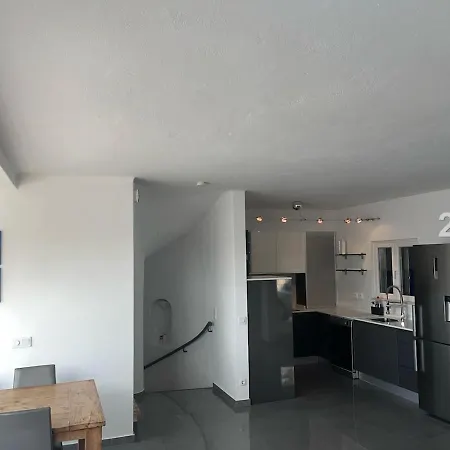 Beautiful Townhouse In Διαμέρισμα *
